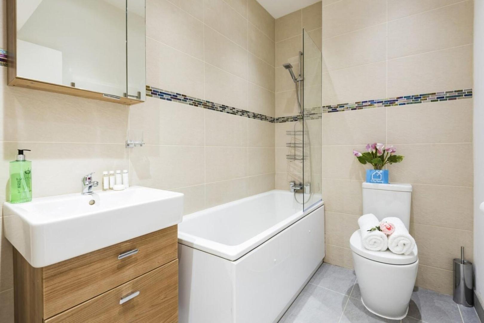 Bright And Modern Earls Court Gem Lejlighed London Eksteriør billede